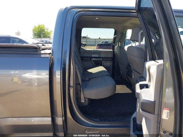 2017 FORD F-150 XLT 8