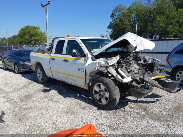 2017 RAM 1500 EXPRESS 4X4 5'7 BOX 1