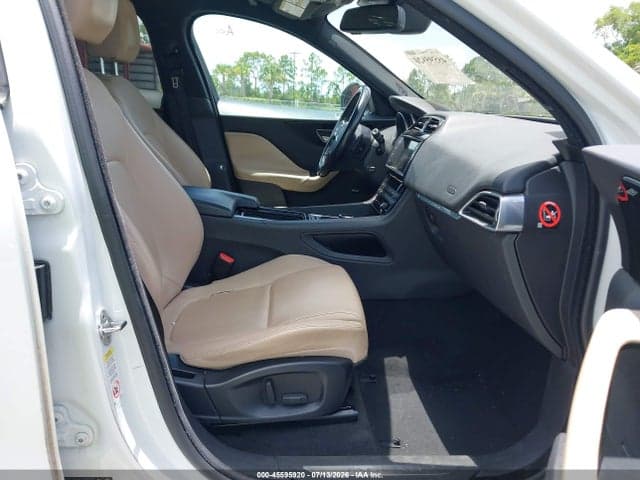 2018 JAGUAR F-PACE 20D PREMIUM 5