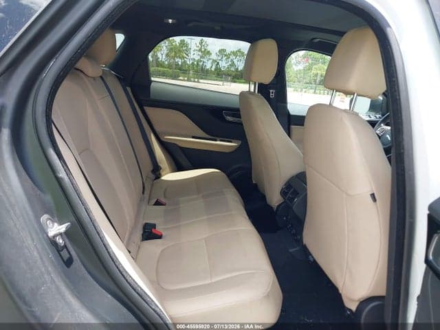 2018 JAGUAR F-PACE 20D PREMIUM 8