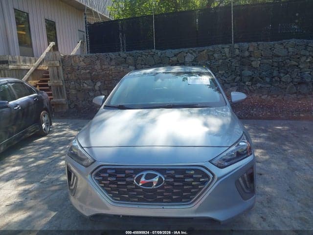 2020 HYUNDAI IONIQ HYBRID SE 12