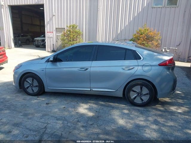 2020 HYUNDAI IONIQ HYBRID SE 14