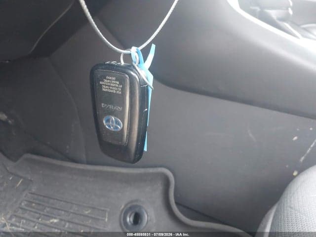 2021 TOYOTA RAV4 HYBRID XLE 11