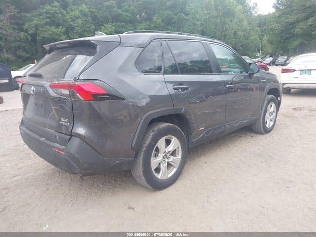 2021 TOYOTA RAV4 HYBRID XLE 4
