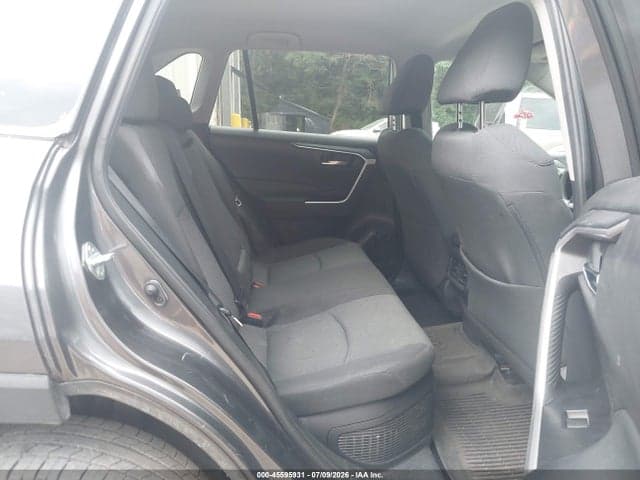 2021 TOYOTA RAV4 HYBRID XLE 8