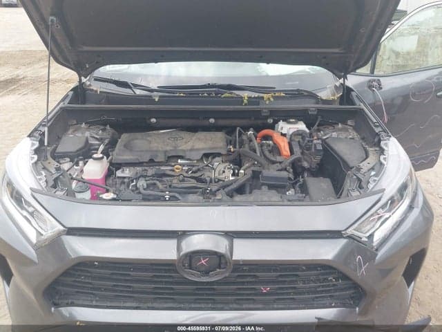 2021 TOYOTA RAV4 HYBRID XLE 10