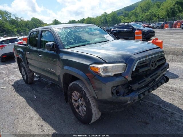 2017 TOYOTA TACOMA SR5 V6 1
