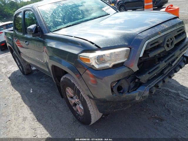 2017 TOYOTA TACOMA SR5 V6 19