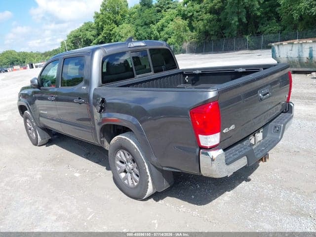 2017 TOYOTA TACOMA SR5 V6 3