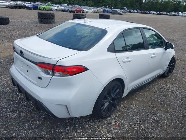 2025 TOYOTA COROLLA SE 4