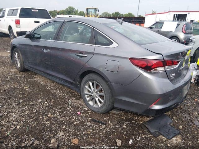 2018 HYUNDAI SONATA SE 3