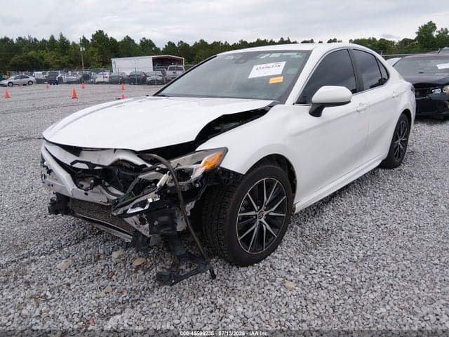 2021 TOYOTA CAMRY SE 2