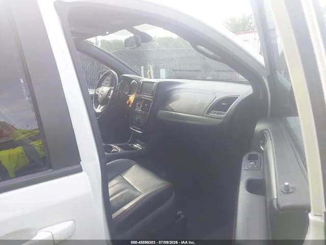 2019 DODGE GRAND CARAVAN GT 5