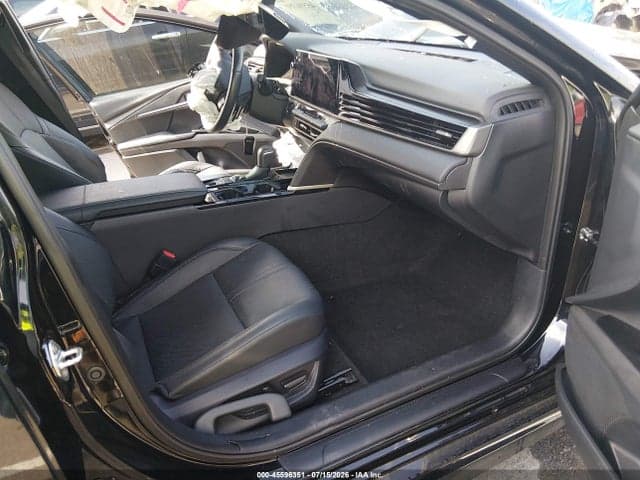 2025 TOYOTA CAMRY XSE 5