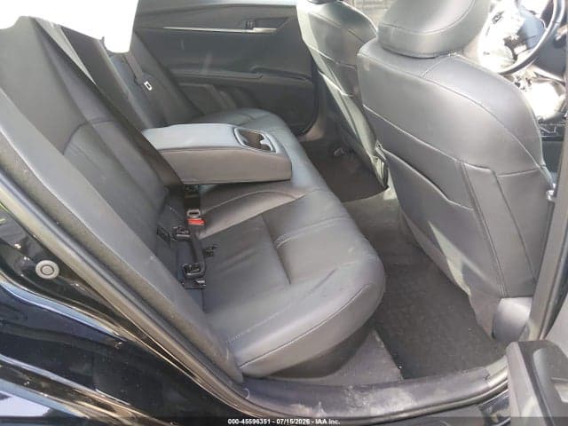 2025 TOYOTA CAMRY XSE 8