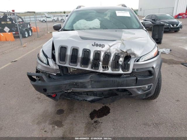 2018 JEEP CHEROKEE TRAILHAWK 4X4 6