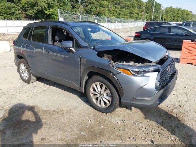 2023 TOYOTA COROLLA CROSS LE