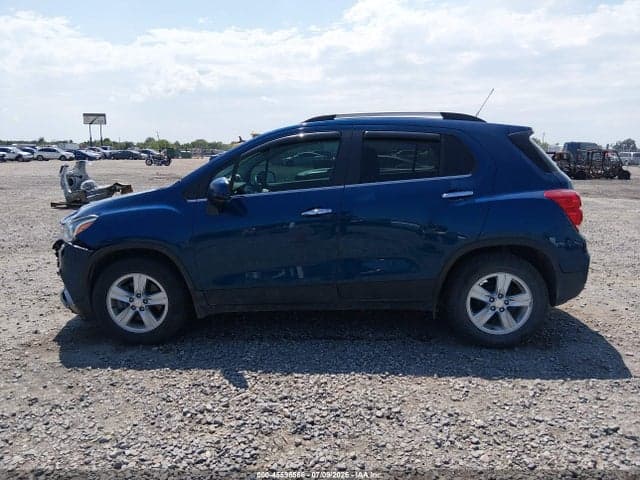2020 CHEVROLET TRAX FWD LT 14