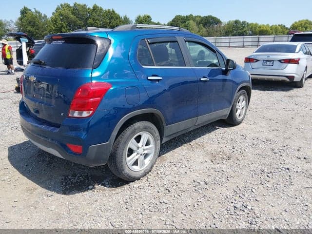 2020 CHEVROLET TRAX FWD LT 4