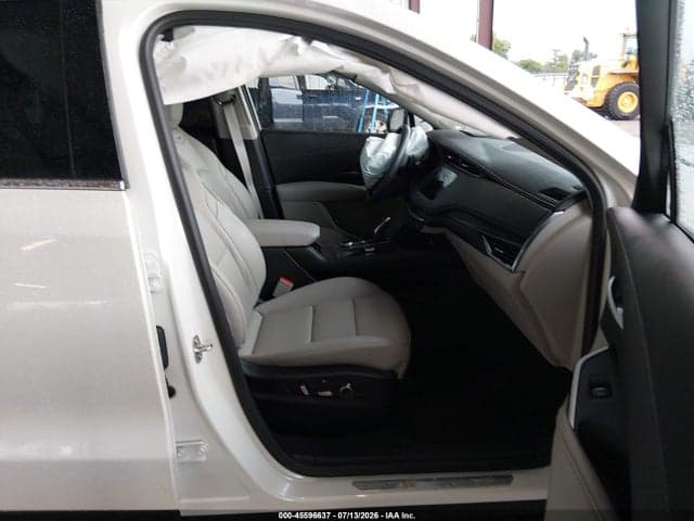 2023 CADILLAC XT4 FWD PREMIUM LUXURY 5