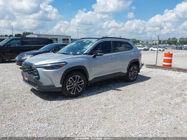 2026 TOYOTA COROLLA CROSS XLE 2