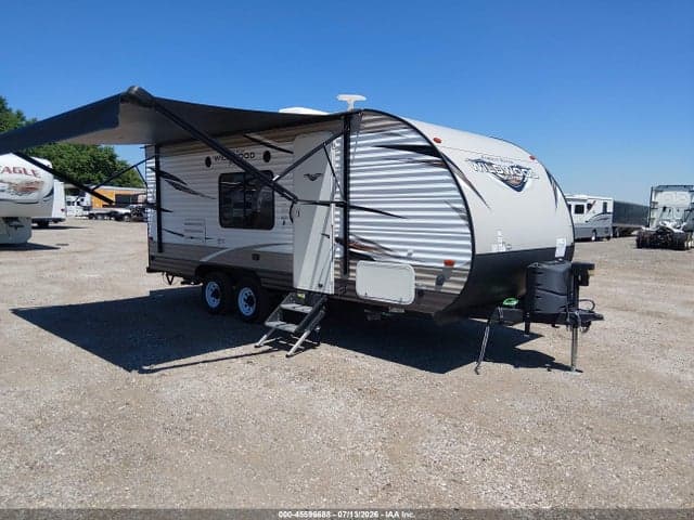 2018 FOREST RIVER WILDWOOD X-LITE 201BHXL TRAVEL TRAILER