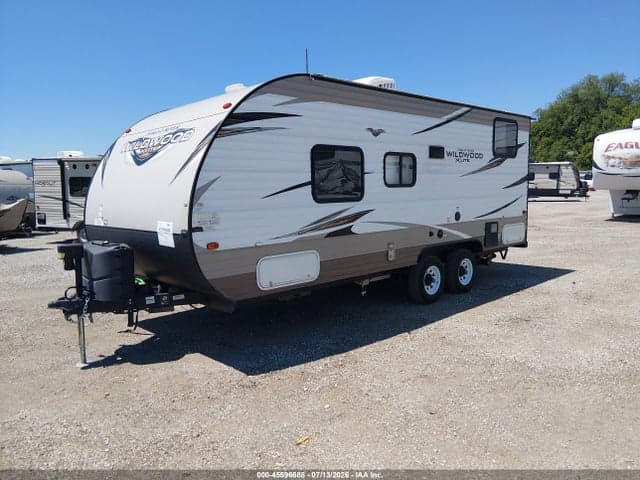 2018 FOREST RIVER WILDWOOD X-LITE 201BHXL TRAVEL TRAILER 2