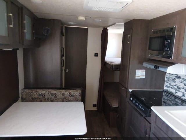 2018 FOREST RIVER WILDWOOD X-LITE 201BHXL TRAVEL TRAILER 5