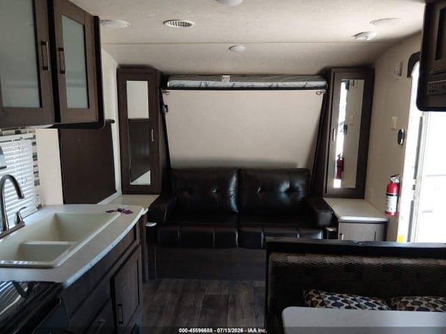 2018 FOREST RIVER WILDWOOD X-LITE 201BHXL TRAVEL TRAILER 8