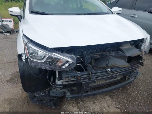 2021 NISSAN VERSA SV XTRONIC CVT 6