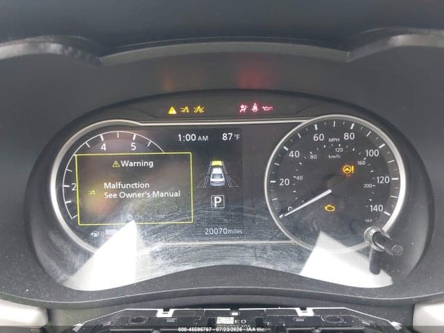 2021 NISSAN VERSA SV XTRONIC CVT 7