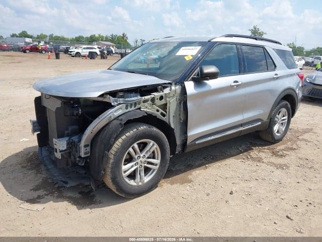 2021 FORD EXPLORER XLT 2