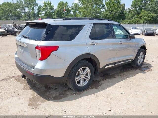 2021 FORD EXPLORER XLT 4