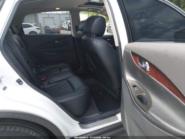 2017 INFINITI QX50 8