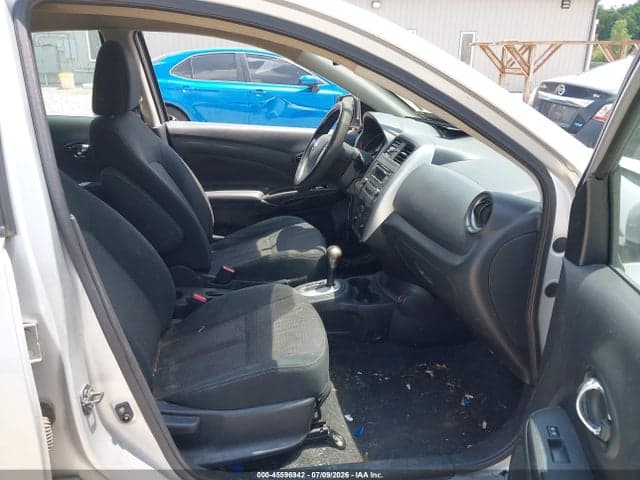 2017 NISSAN VERSA 1.6 SV 5