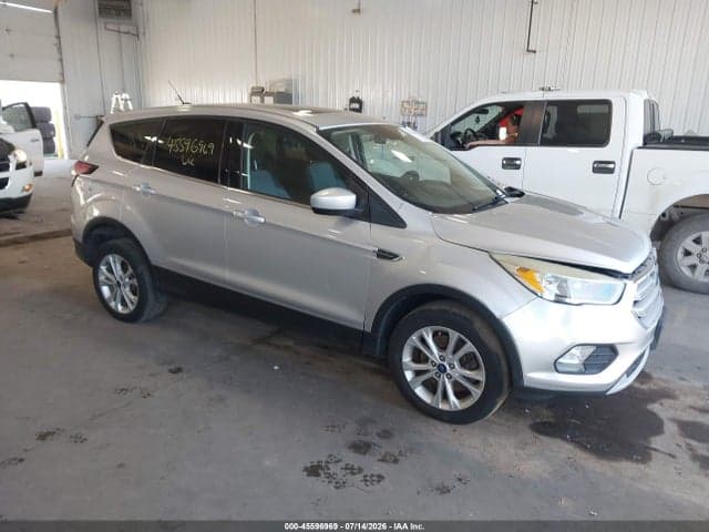 2017 FORD ESCAPE SE 1