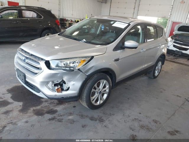 2017 FORD ESCAPE SE 2