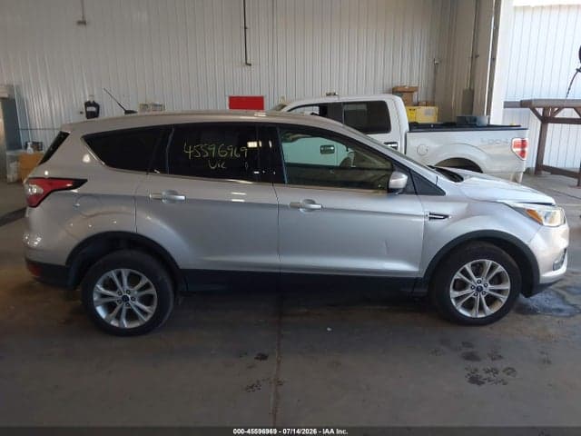 2017 FORD ESCAPE SE 13