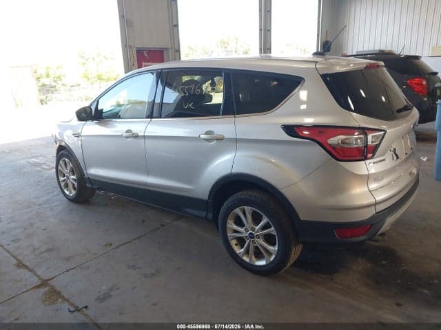 2017 FORD ESCAPE SE 3