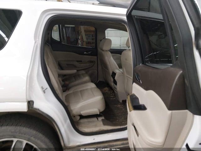 2017 GMC ACADIA DENALI 8