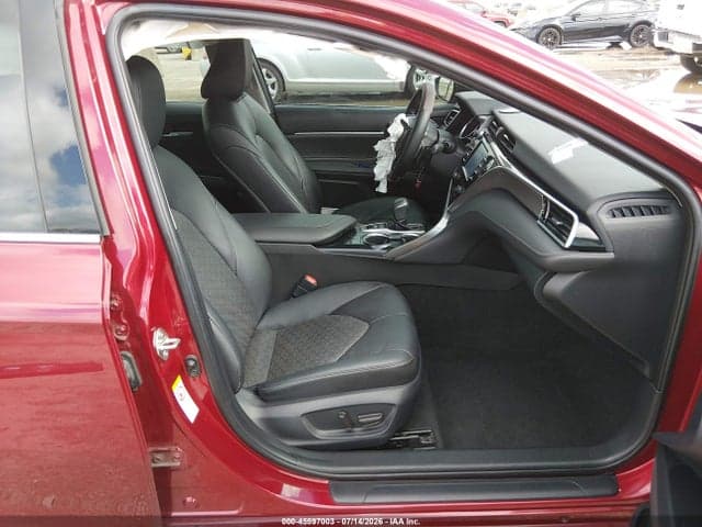 2018 TOYOTA CAMRY XSE 5