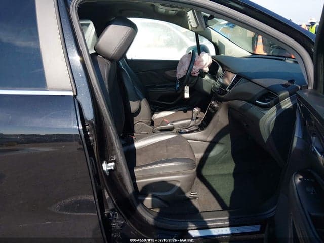2020 BUICK ENCORE FWD PREFERRED 5