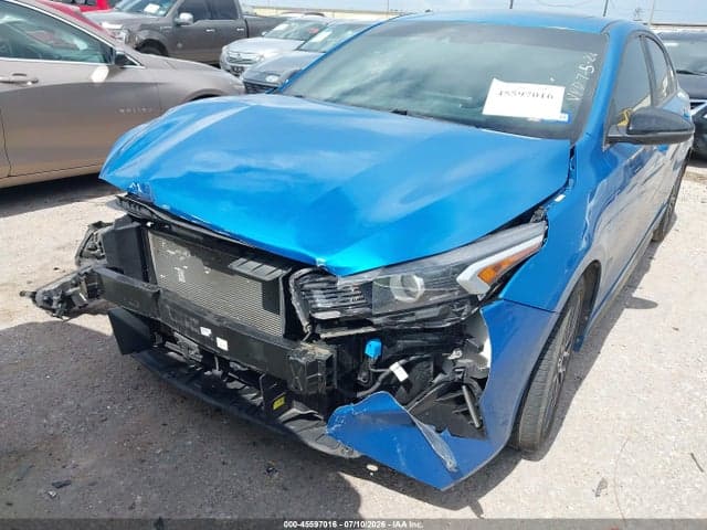 2023 KIA FORTE GT-LINE 6