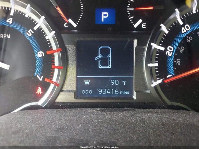 2018 TOYOTA 4RUNNER SR5 16