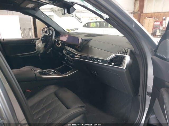 2026 BMW X5 XDRIVE40I 5