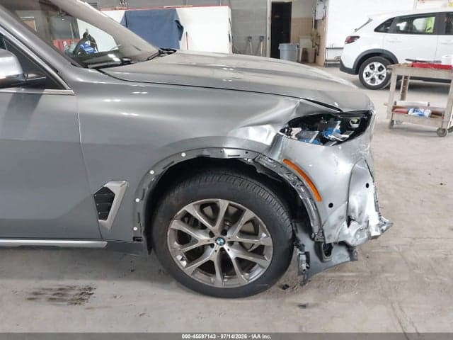 2026 BMW X5 XDRIVE40I 6