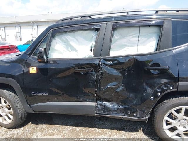 2019 JEEP RENEGADE LATITUDE 4X4 14