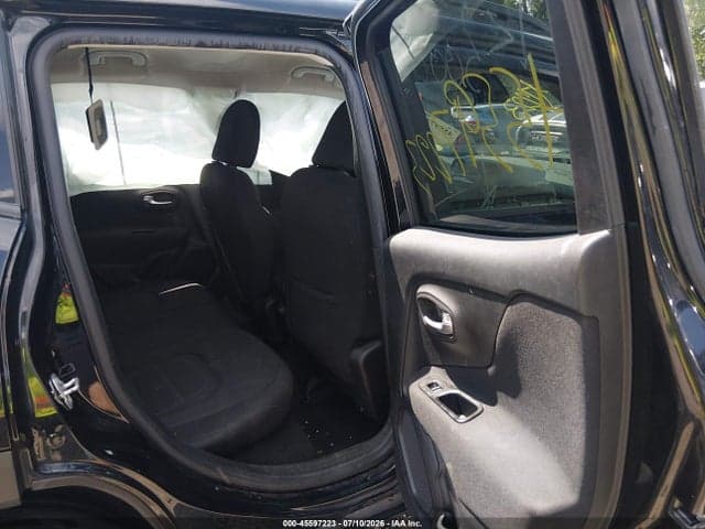 2019 JEEP RENEGADE LATITUDE 4X4 8