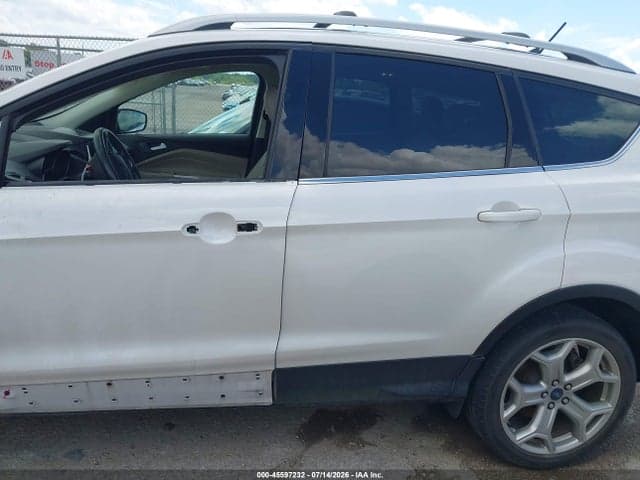 2019 FORD ESCAPE TITANIUM 15