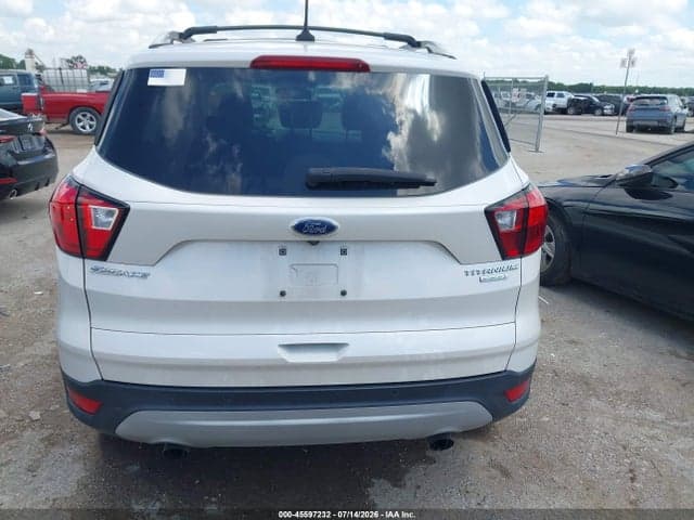 2019 FORD ESCAPE TITANIUM 17